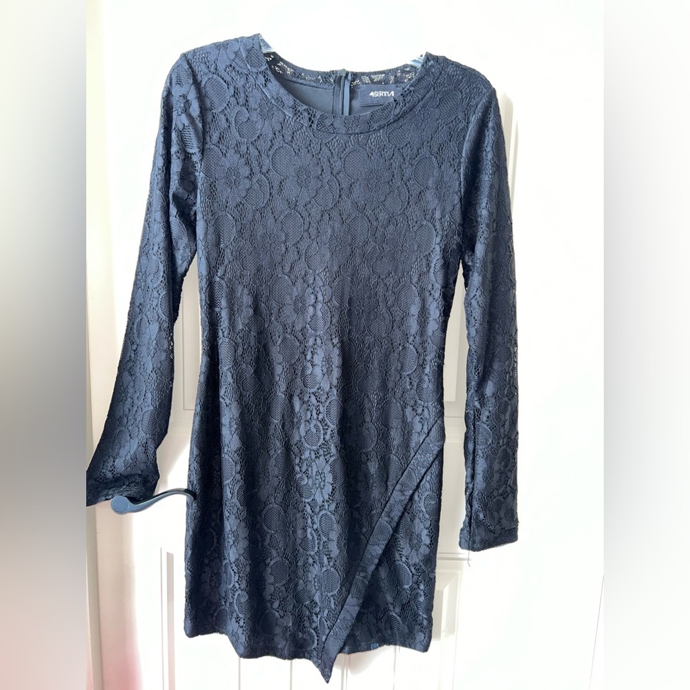 Black lace boutique dress size large.